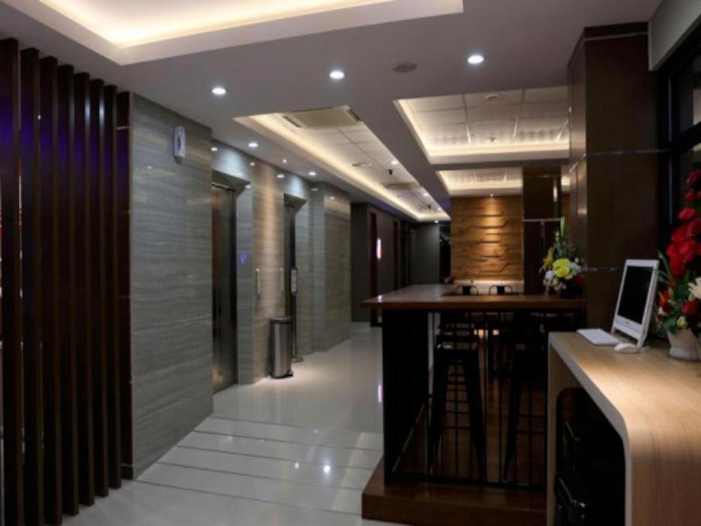 Grand Citihub Hotel @Kartini Бандар-Лампунг Екстер'єр фото